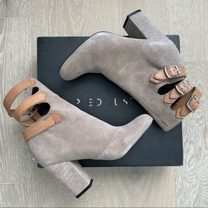 NEW Anthropologie Pied Juste Beige Suede Boots, 9